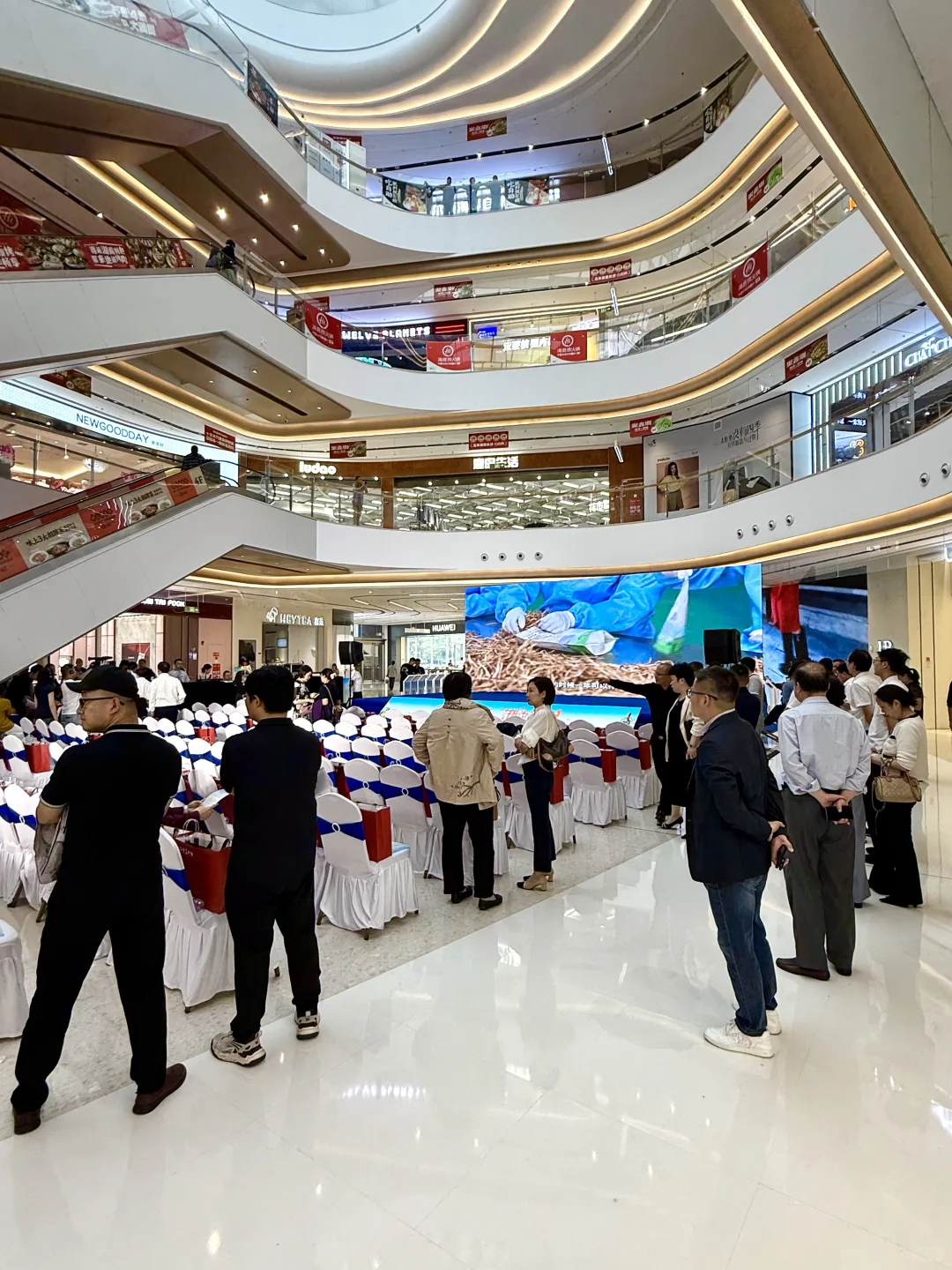 不用去宁夏就在长沙！真的一路逛一路吃~