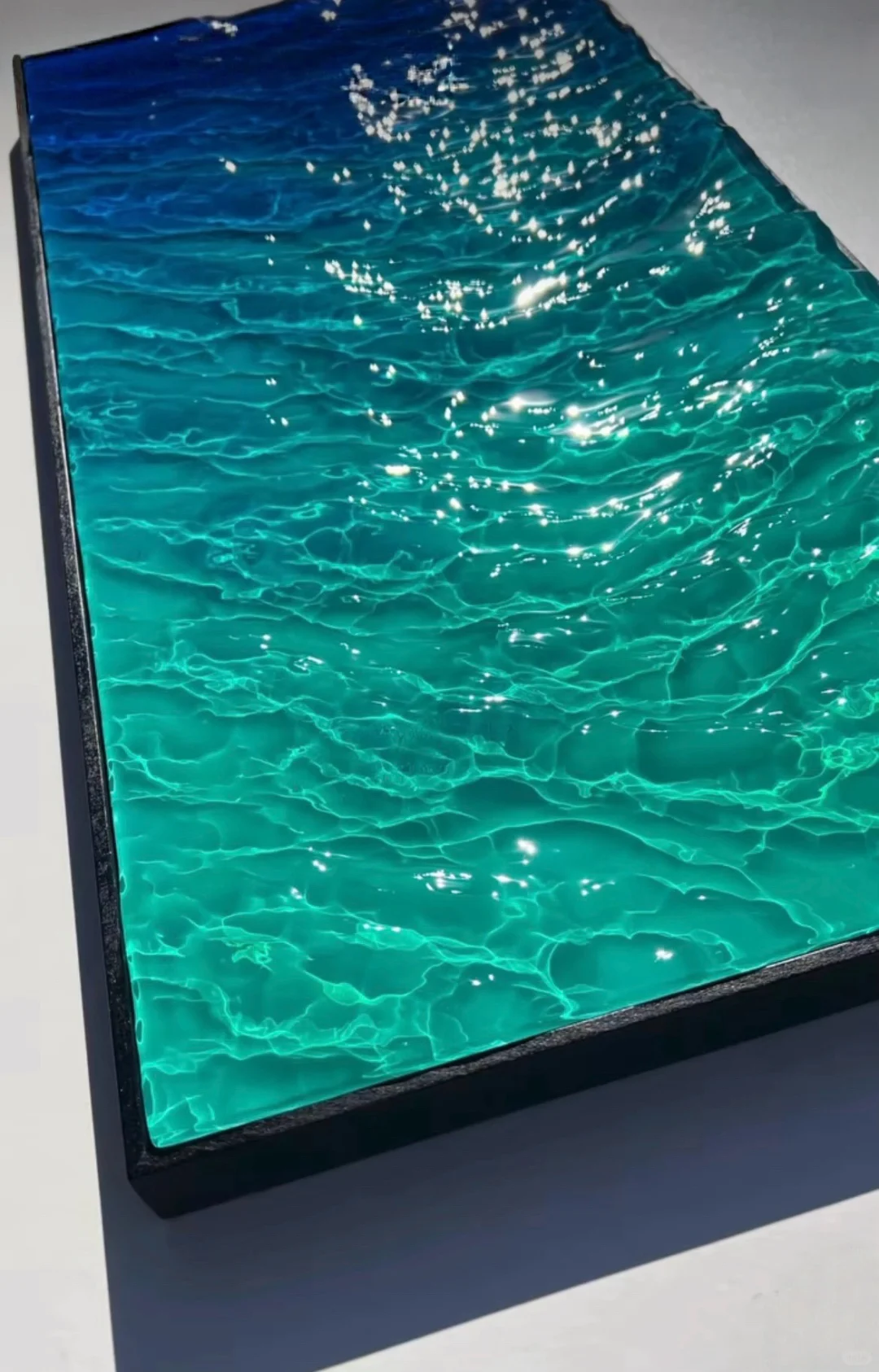 两天被十万人看过的我用滴胶做的海浪画?