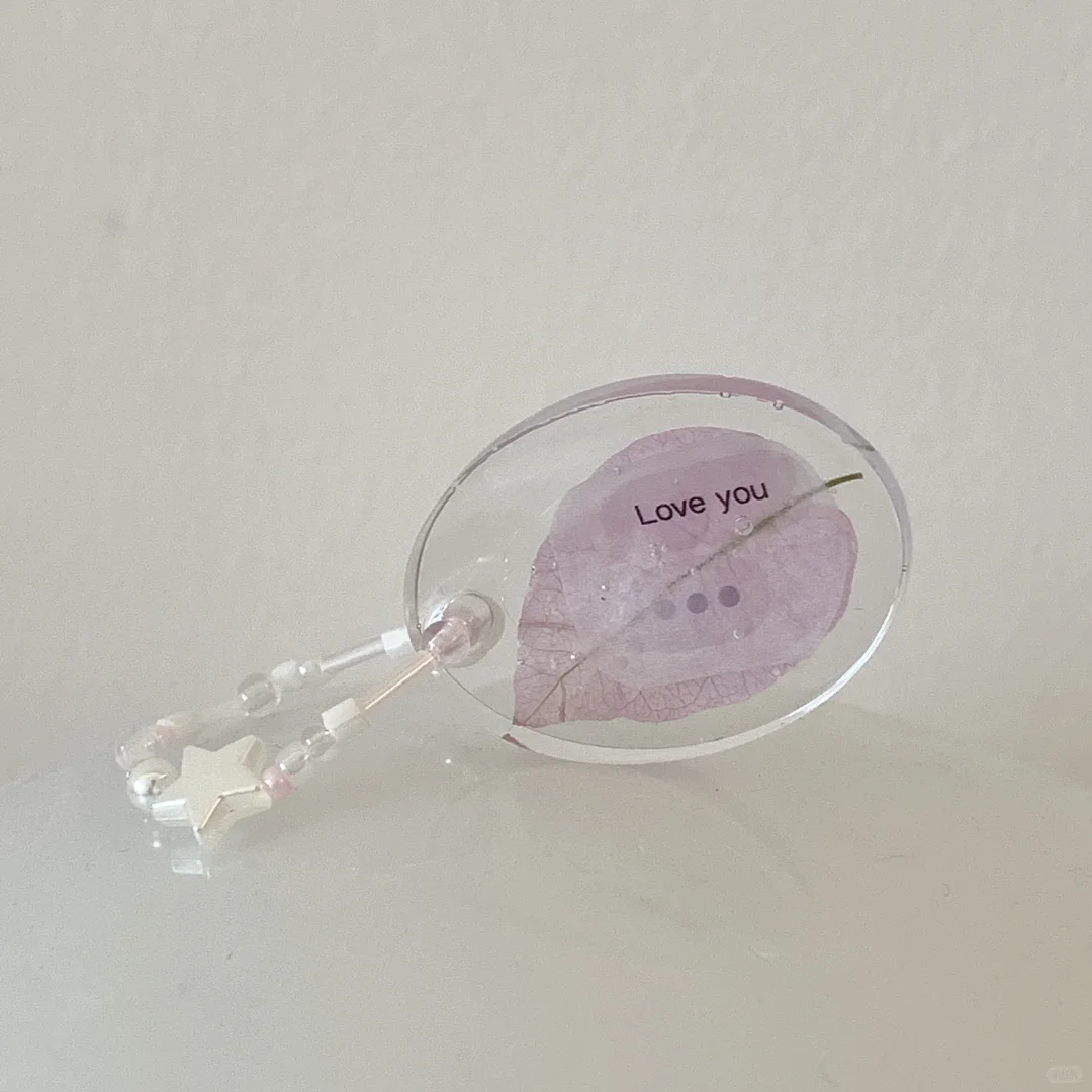 ?滴胶初体验??* 结论：我不适合做滴胶?