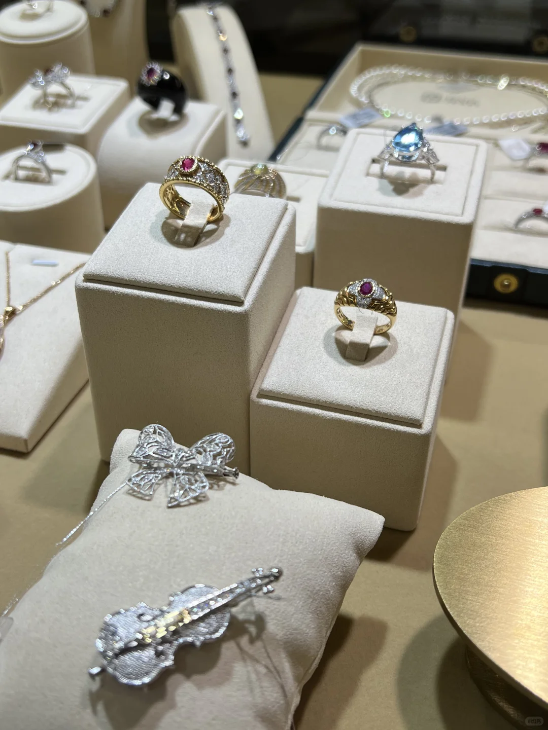 北京珠宝展第二天 老客户集中来袭?