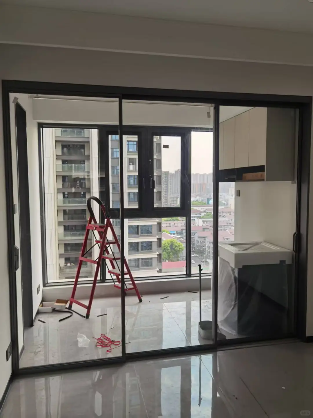 十里外滩，110系列断桥铝窗纱一体