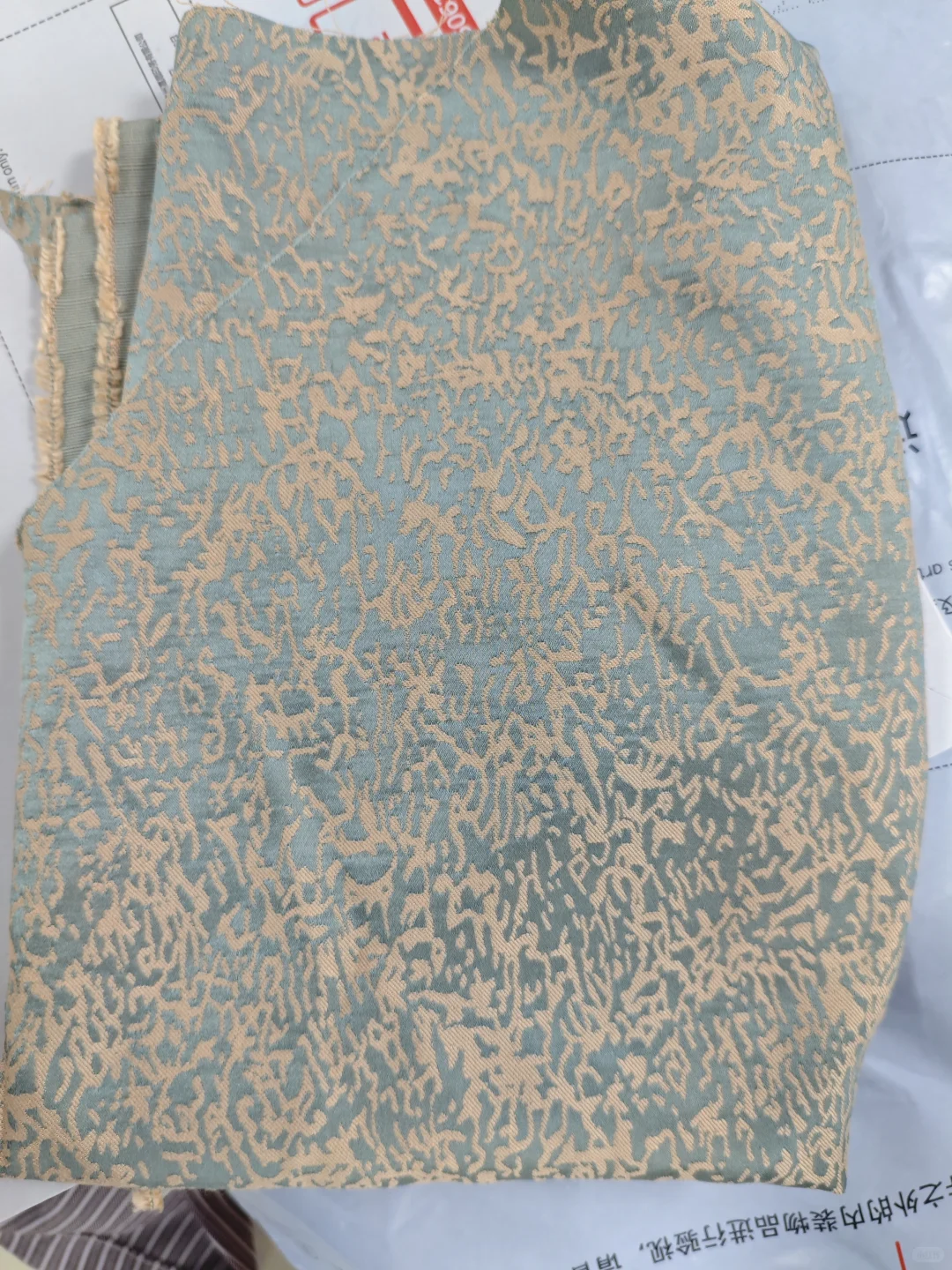 带图求找布，各位大佬谁有这款面料