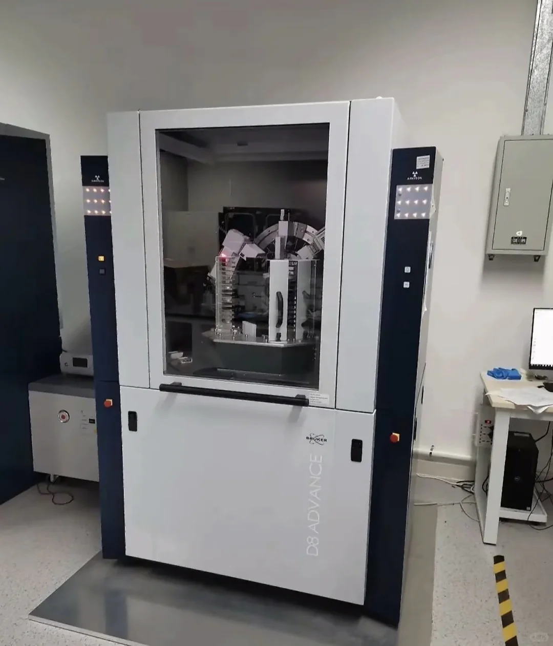 全新XRD衍射仪装好，支持变温，单晶，支持现场