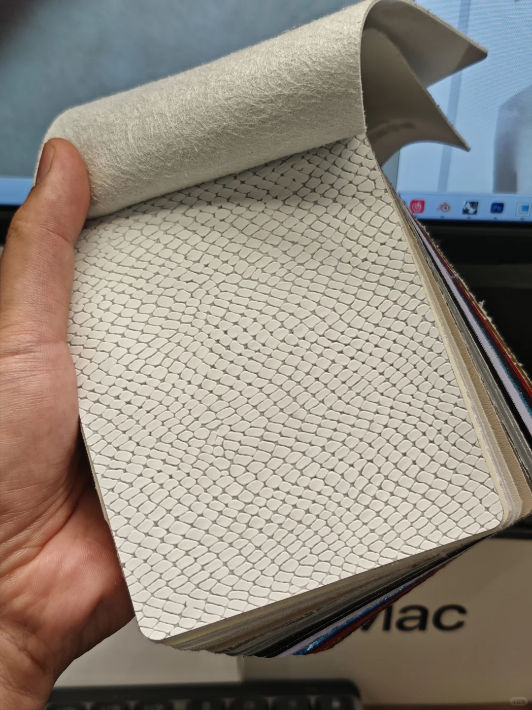 ?CMF｜未来材料之有机硅高性能皮革