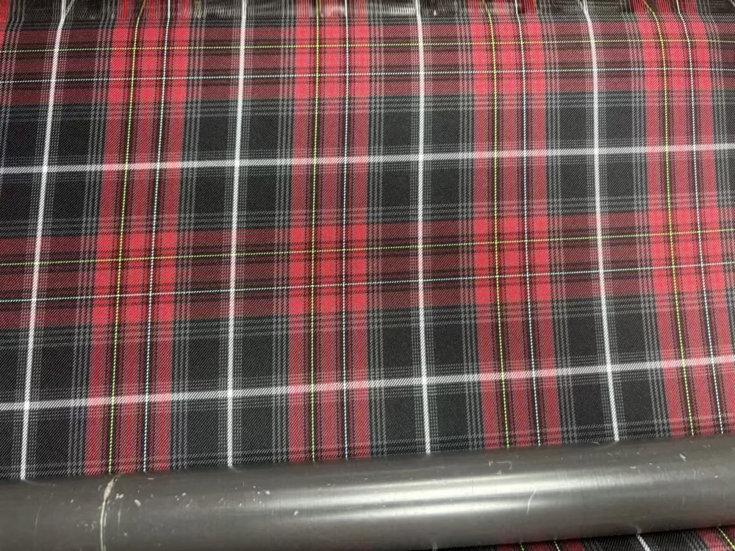 新品开发，实体工厂很困难，借钱也要搞开发