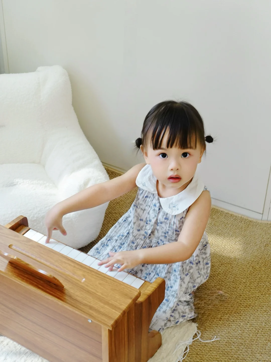 ?两岁宝宝的音乐启蒙｜把钢琴变成“大玩具”