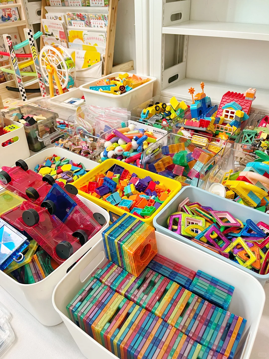 整理玩具☹️是件不容易的事?