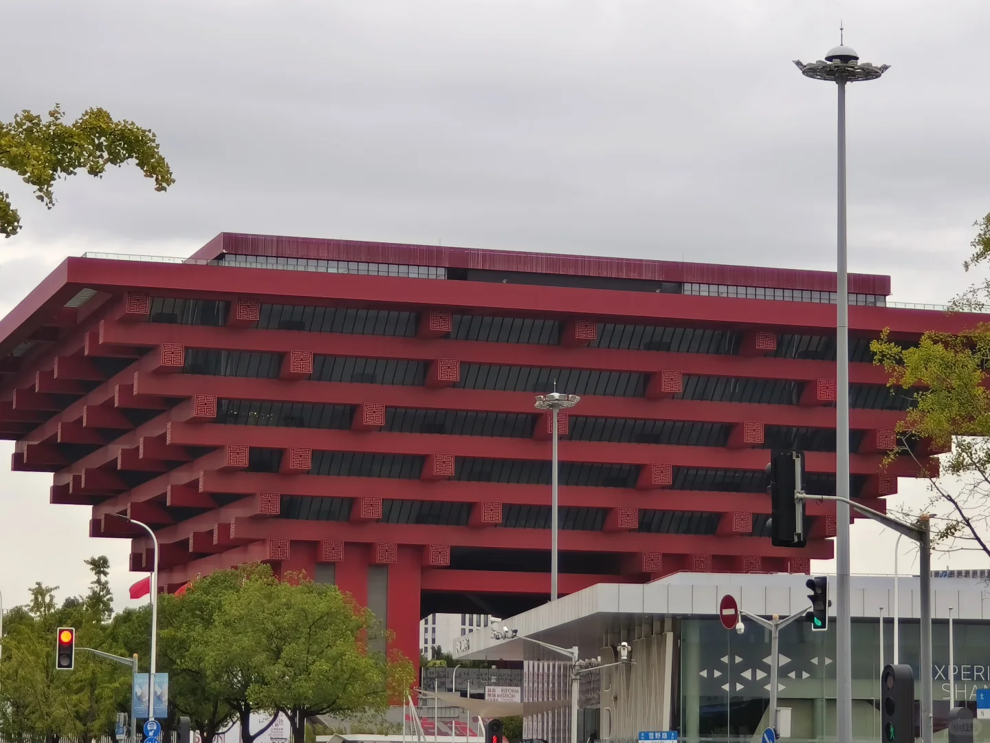 研二忙忙忙里偷闲