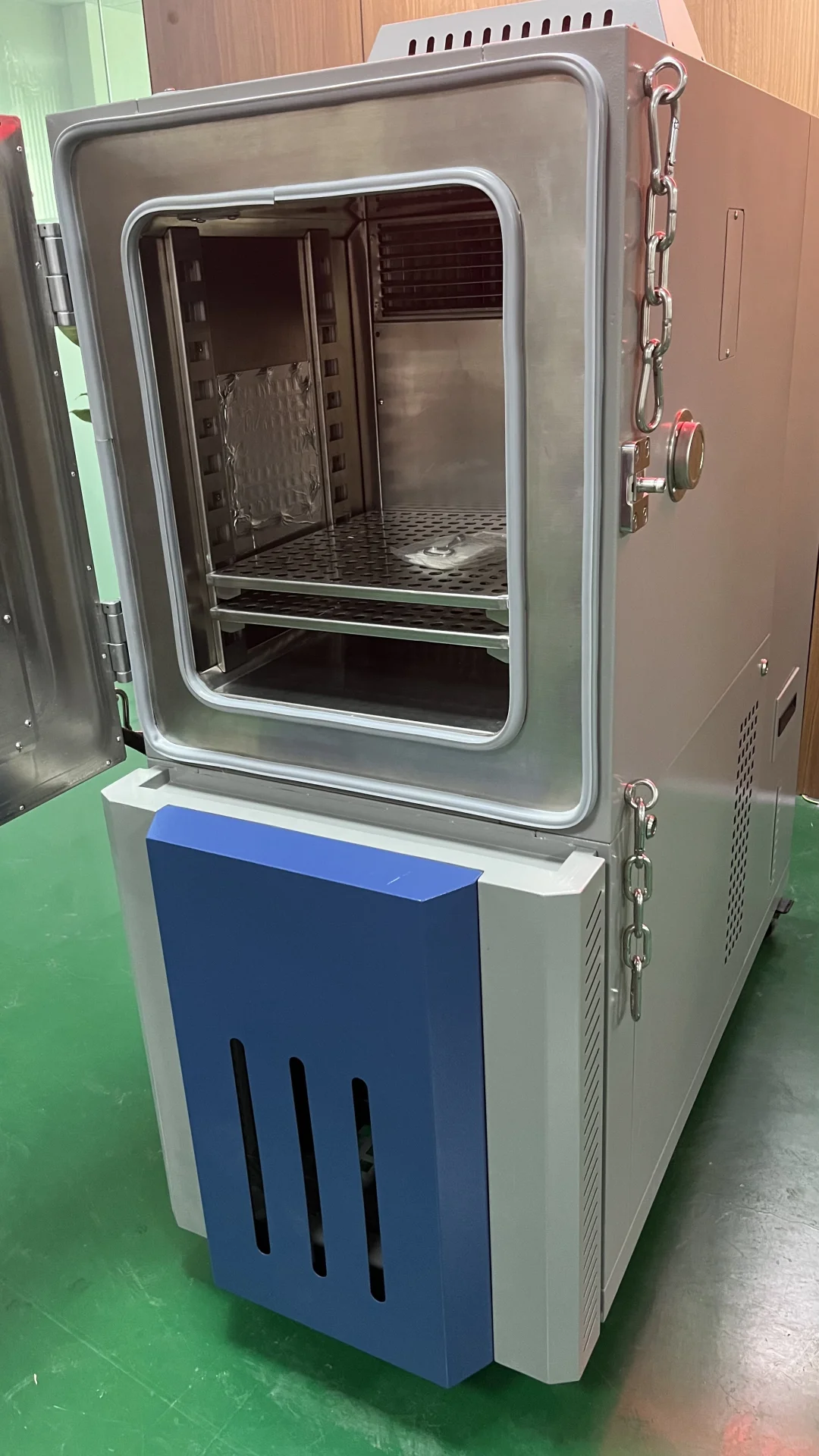 防爆恒温恒湿试验箱的防爆性能