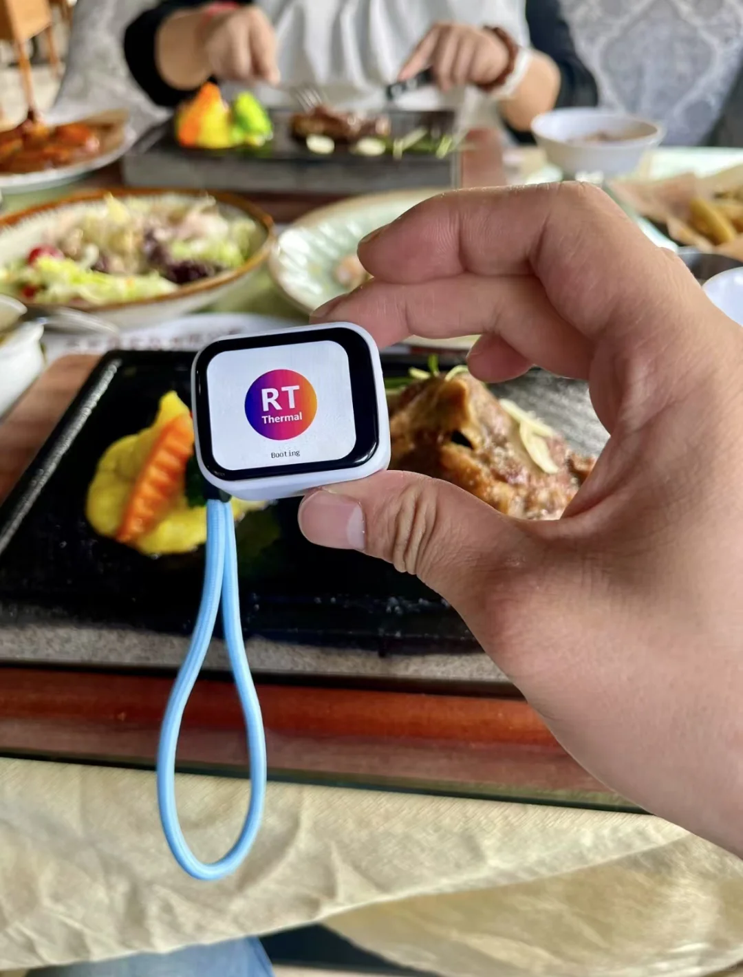 手搓的口袋热成像仪，能测一千度成品218元