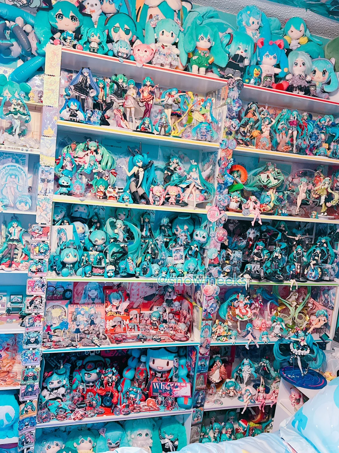 Reorganized a couple shelves!