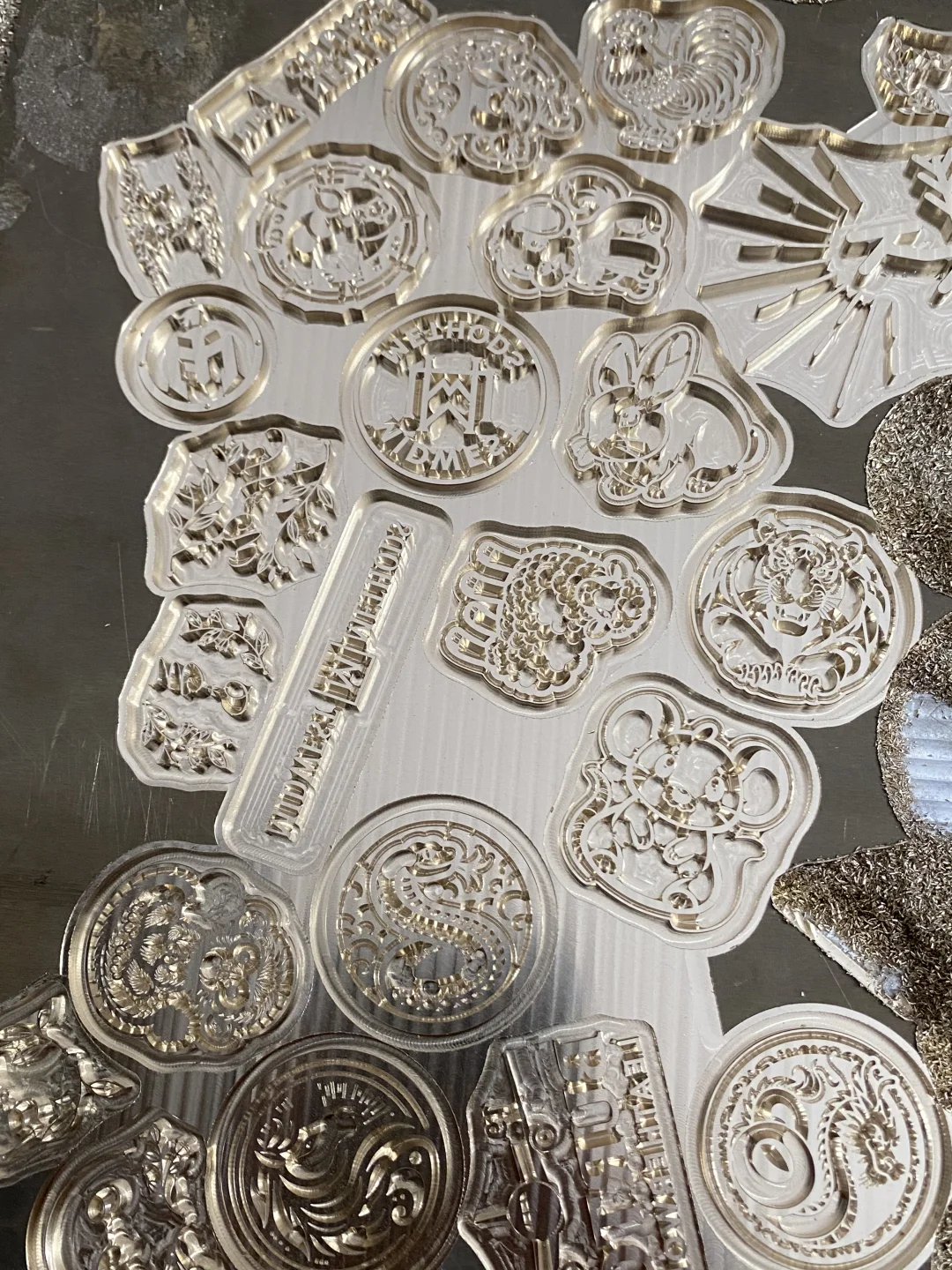 不敢想象压在皮上会有多漂亮