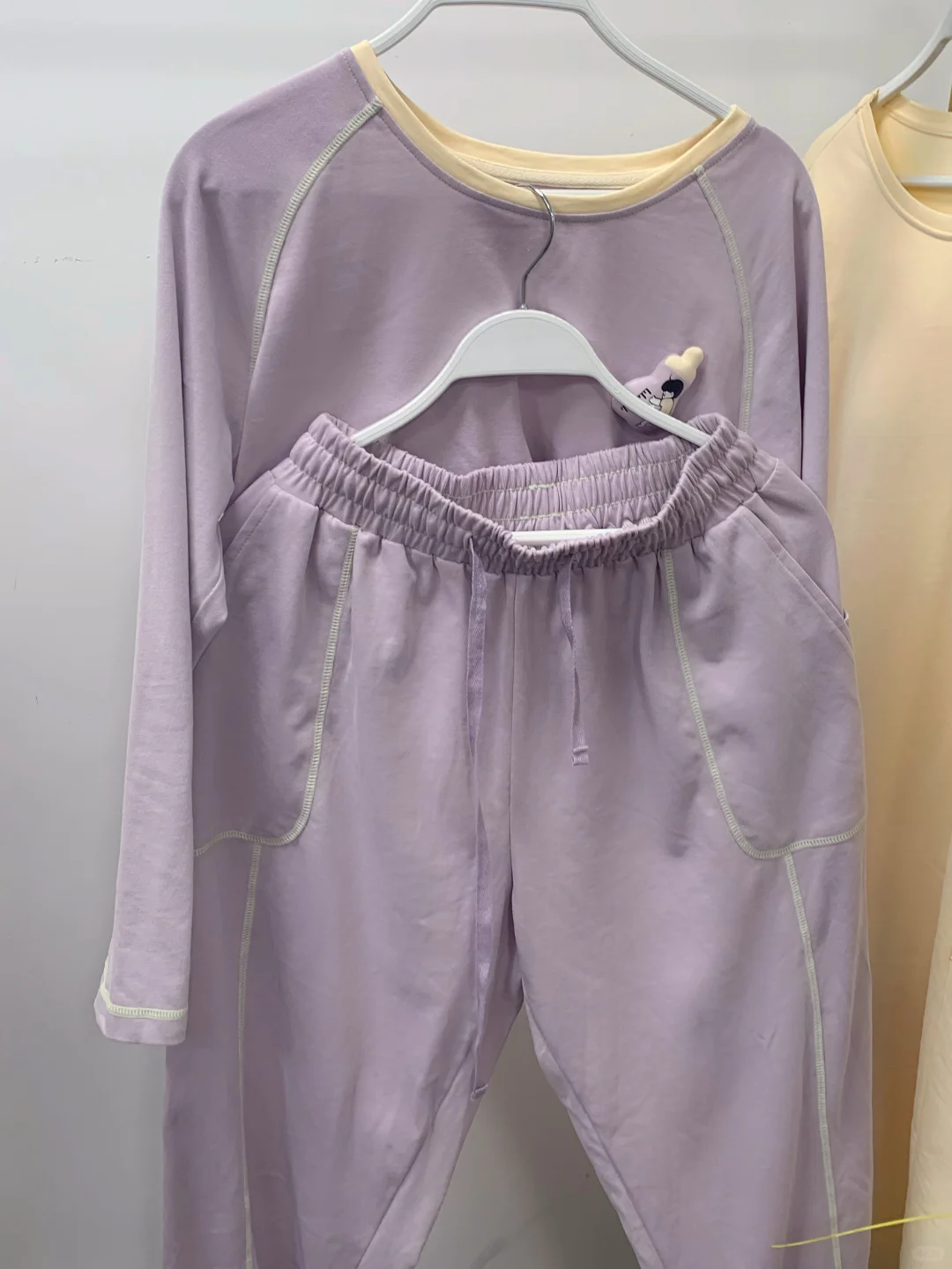 12月预产期！才准备了两套月子服?