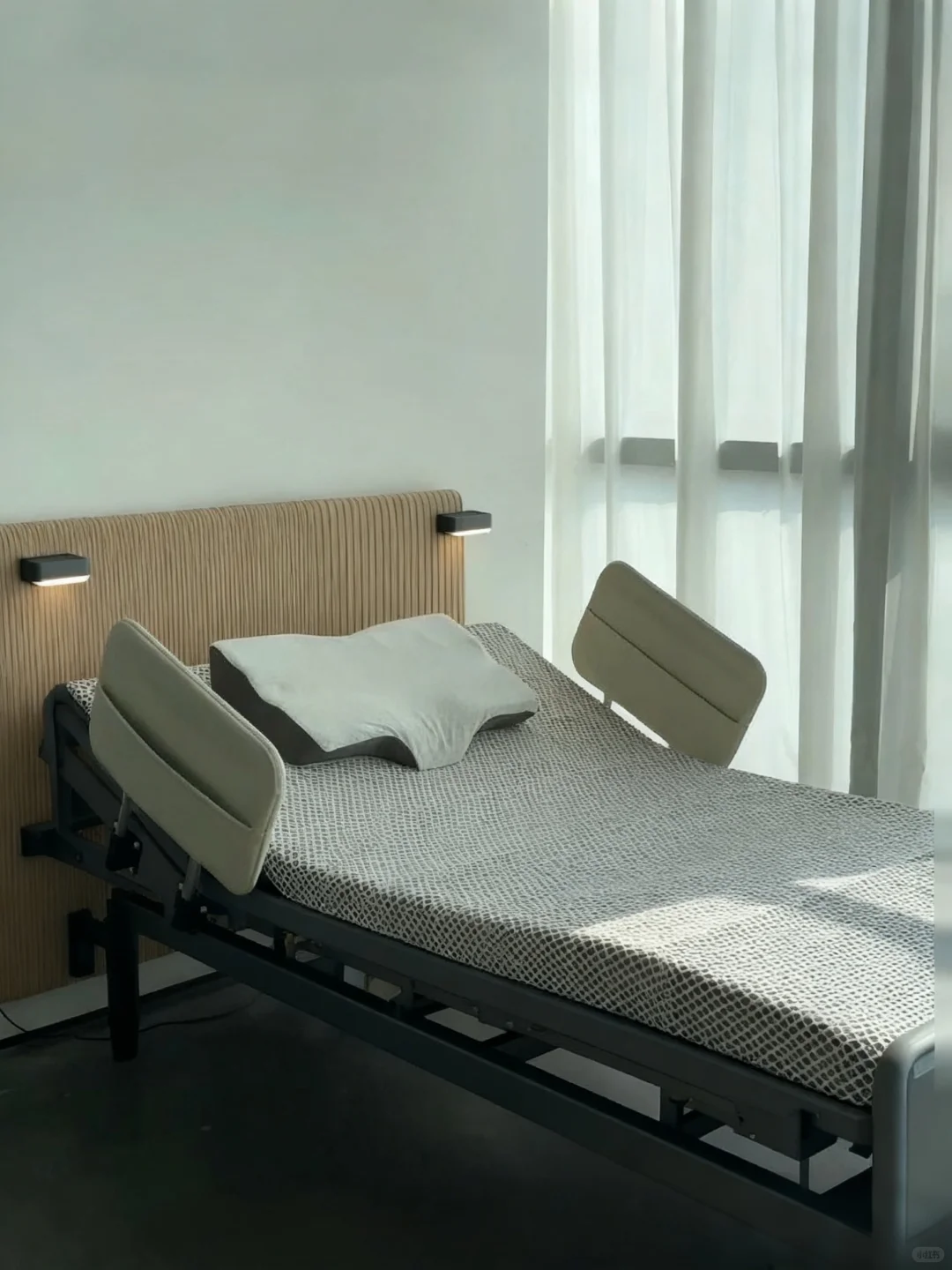 让适老家具护理床成为被温柔接住的日常