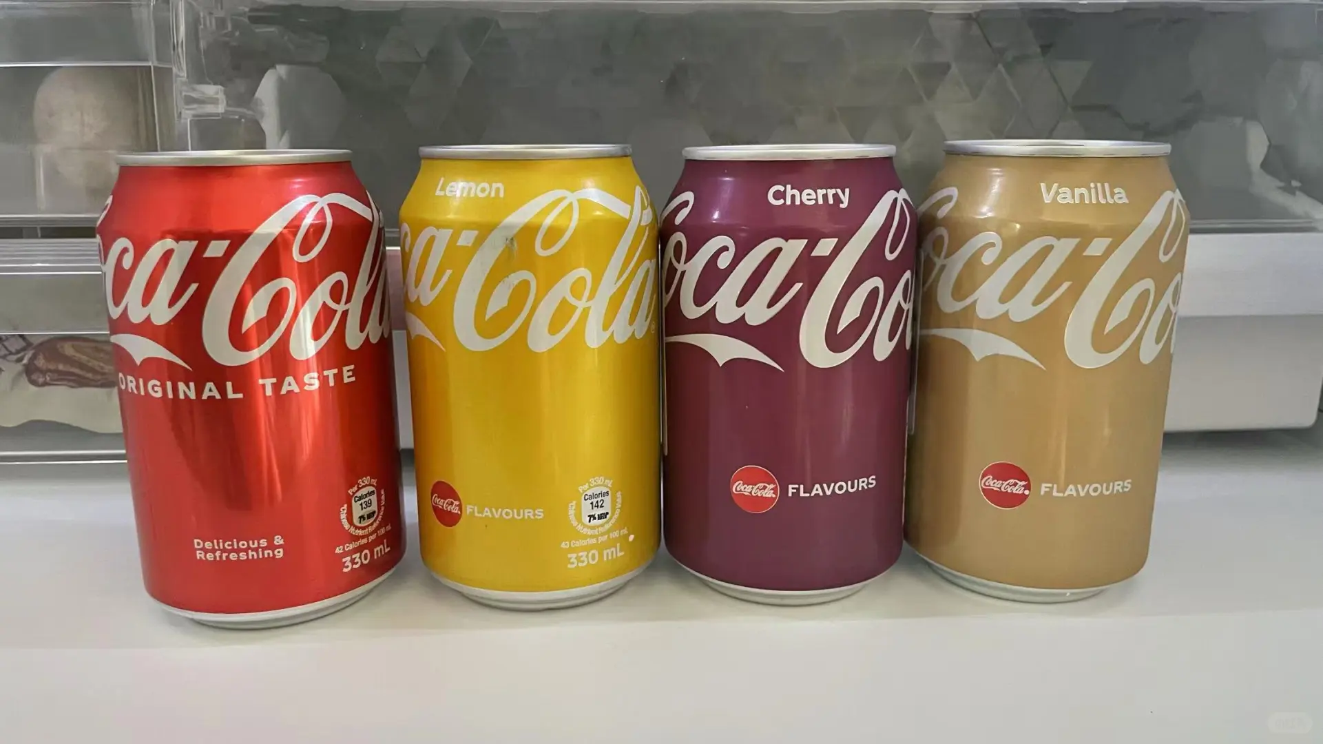 柠檬、樱桃和香草还是经典红罐可口可乐?