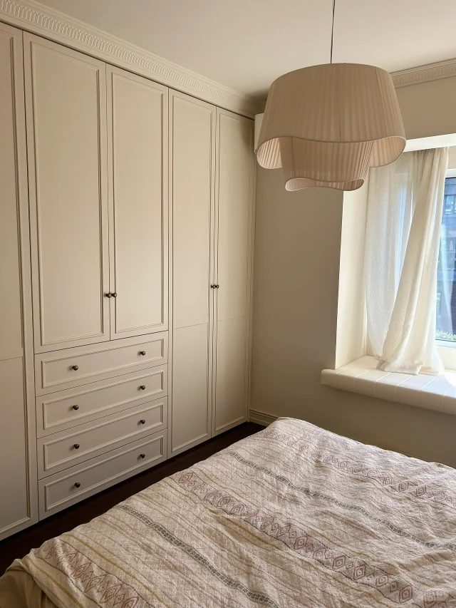 一门到顶法式烤漆衣柜设计数据