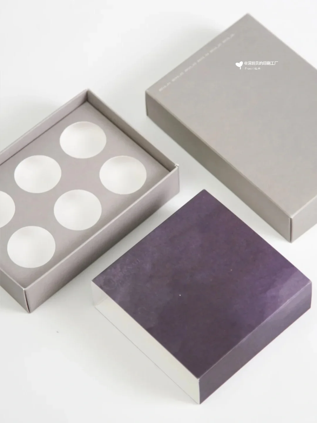 紫灰双色碰撞，营极简轻奢感?小罐香薰包装