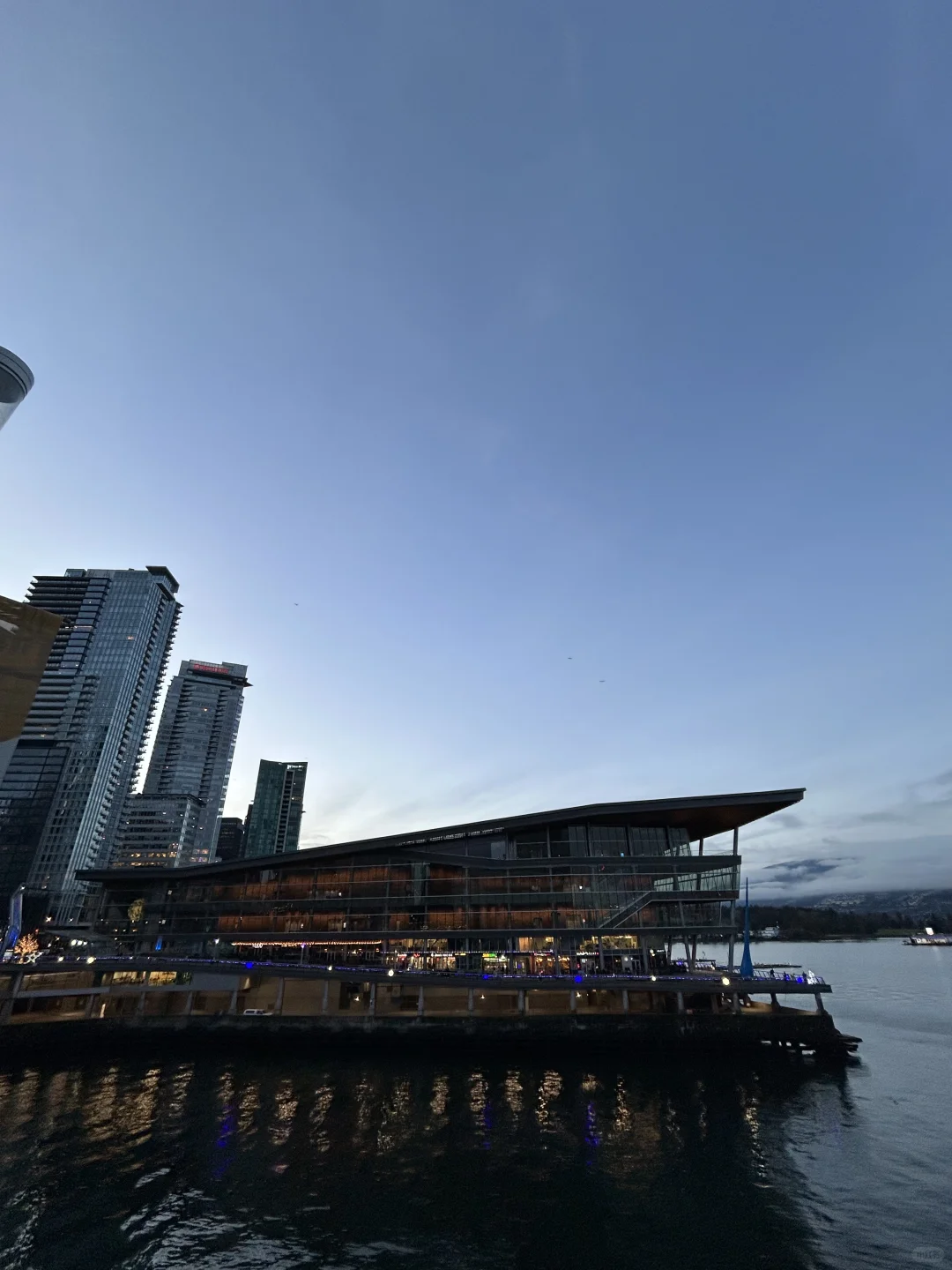 冬日游记:温哥华的“玻璃城”