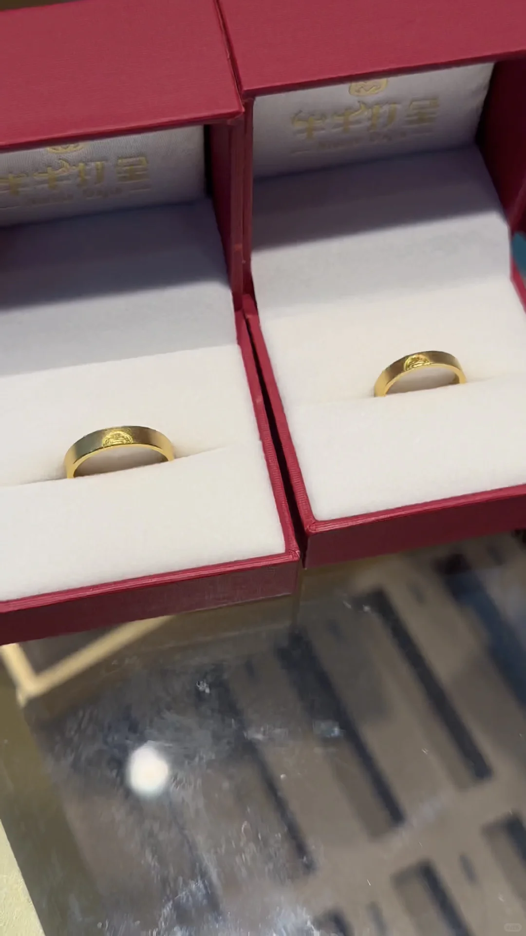 在牛牛打金店凑齐「三金」是种什么体验？?