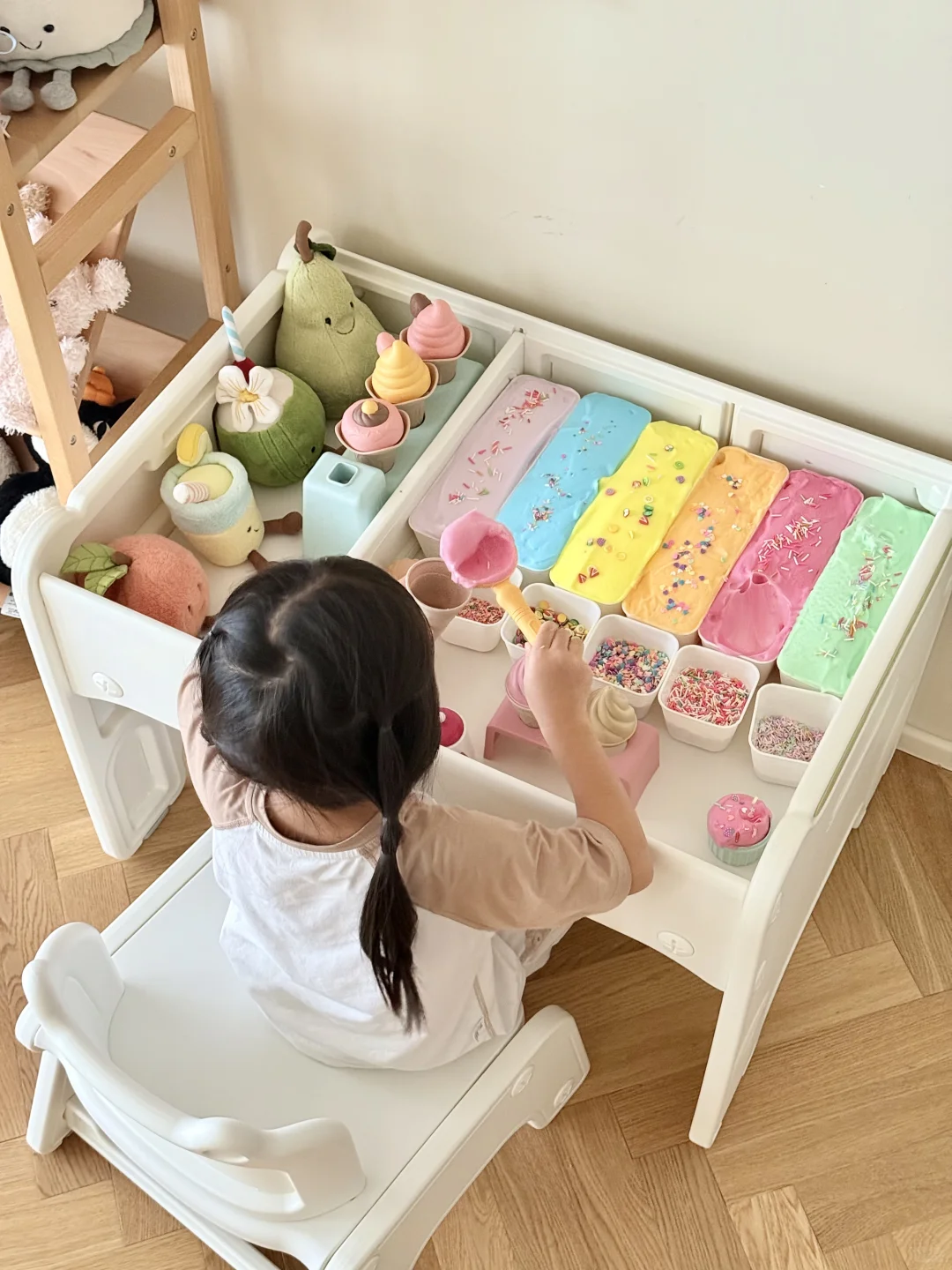 不建议给娃买，娃一整天没吵我了！！