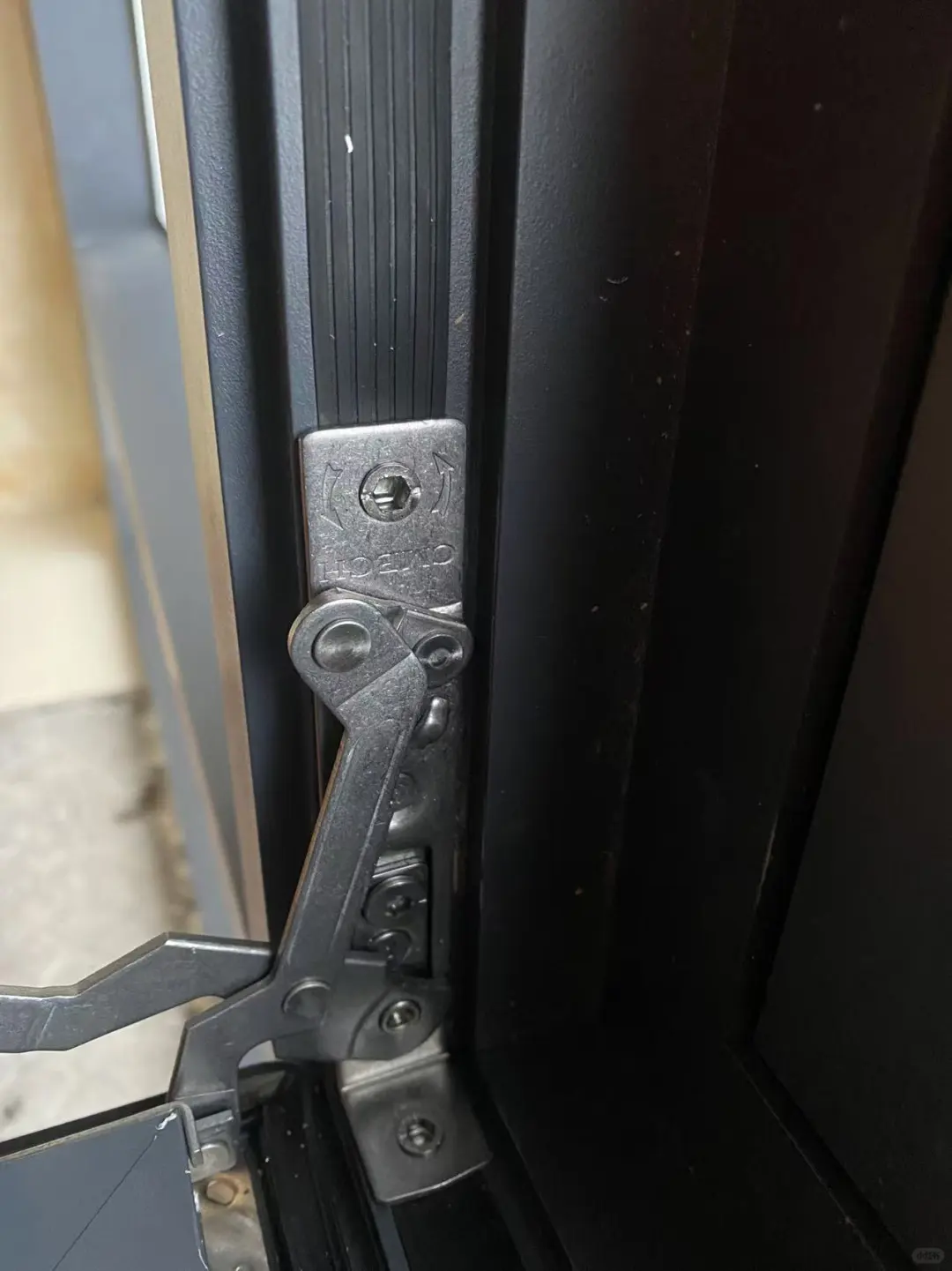 东阳旧窗换窗，封窗，断桥铝门窗看细节