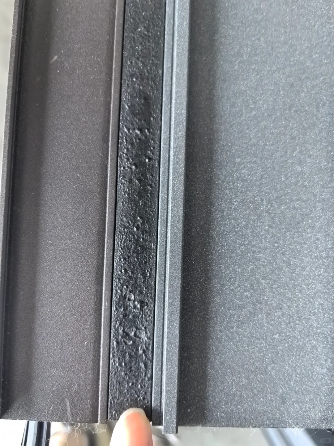 天塌了，都没用几天就这样了欲哭无泪