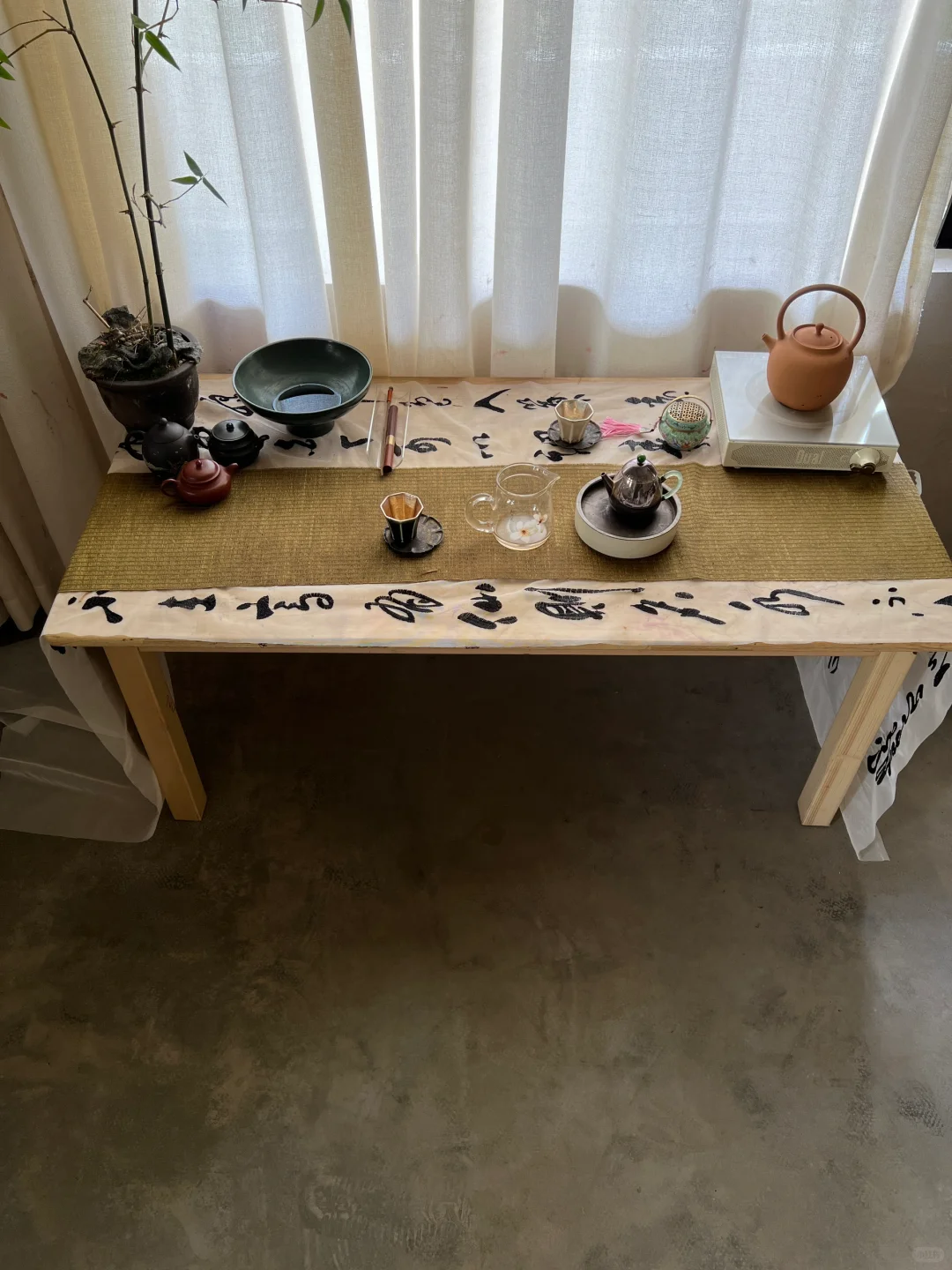 时常在想，什么样的人才会喜欢水泥地