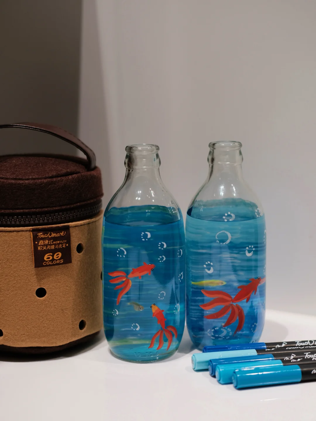 娃的幼儿园作业火了｜玻璃瓶改造成鱼缸?