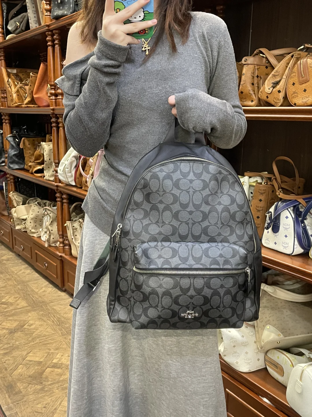 这只coach中古双肩背包就是学生党的天菜！