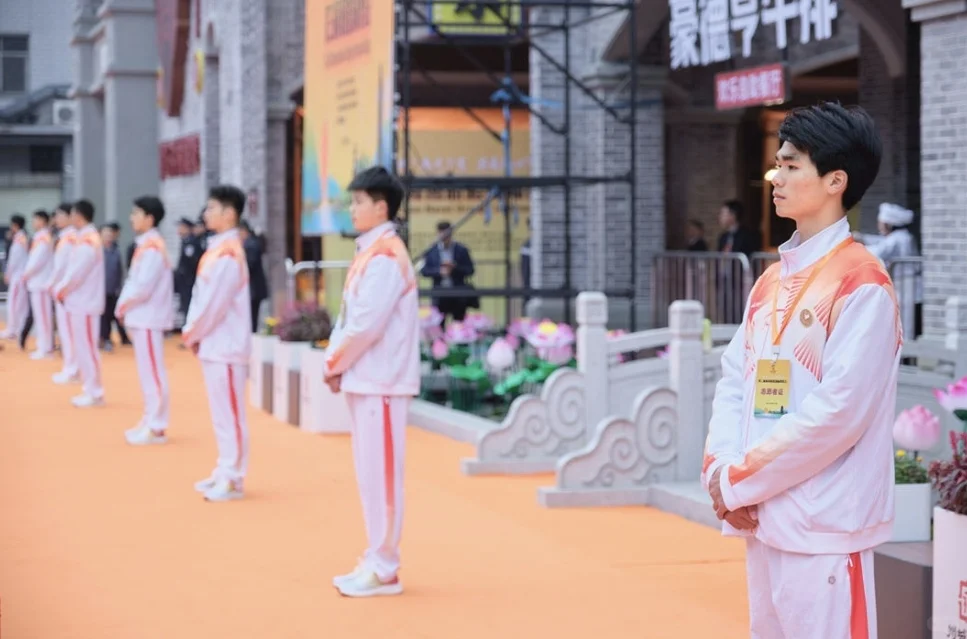 在赣州怎么能不吃赣南脐橙！