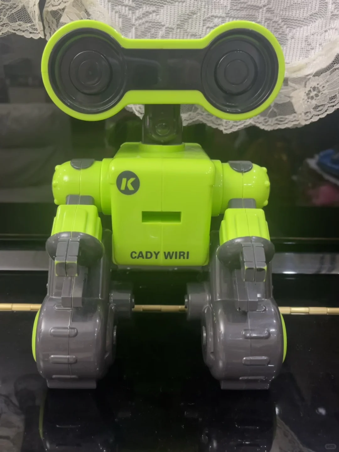 遥控机器人玩具