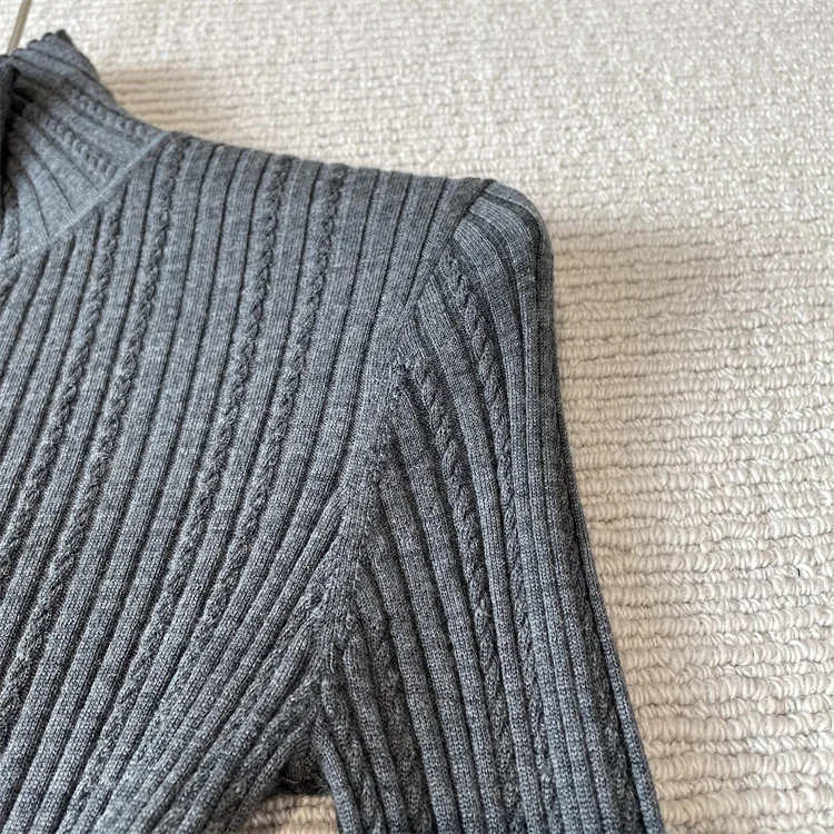 妥妥娣1~养殖羊毛纱绞花机理针织开衫