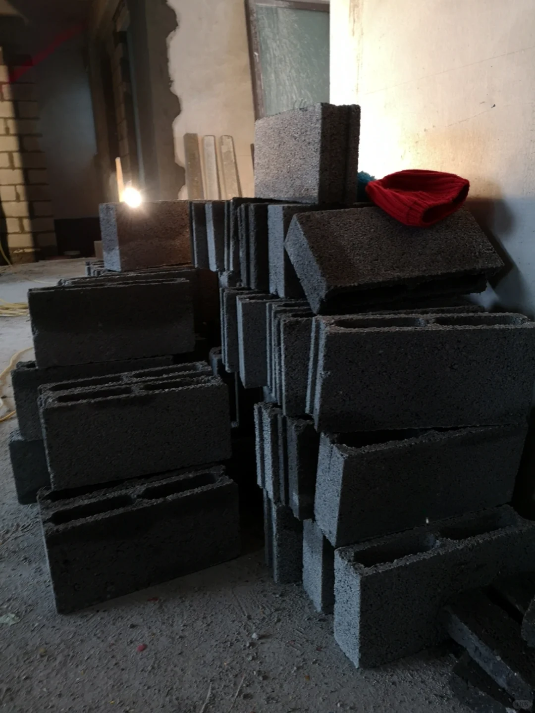 自己装修之（砌墙材料）