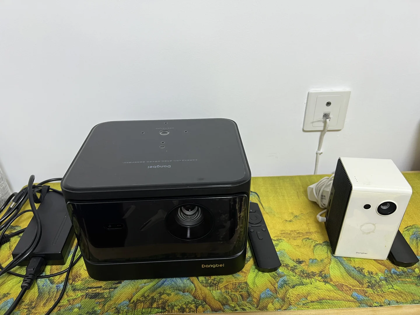 上万元家庭影院当贝激光投影仪唐山同城出