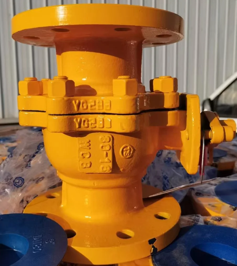 铸钢法兰球阀不仅具有良好的耐腐蚀性能，而且耐磨损，寿命长。即使在恶劣的工作环境中，也能保证长时间稳定运行。同时，该阀门采用环保材料制造，符合现代工业绿色发展的要求。 该球阀设计精良，球体与阀座之间实现