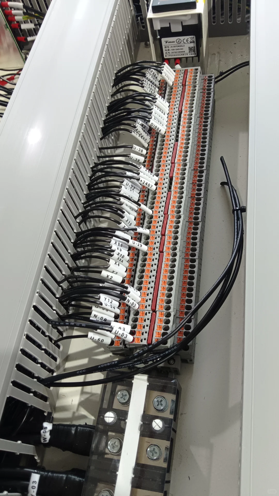 简单粗暴实物装配电工日常配盘接线