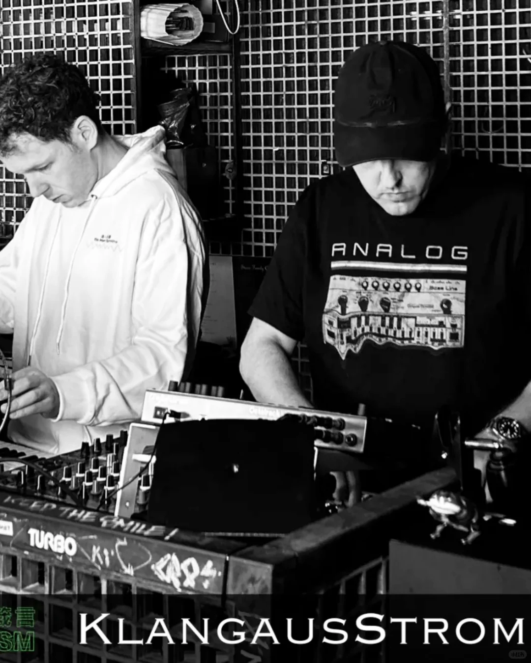 11.8 黑暗魅“模”Julia Bondar亚洲首秀