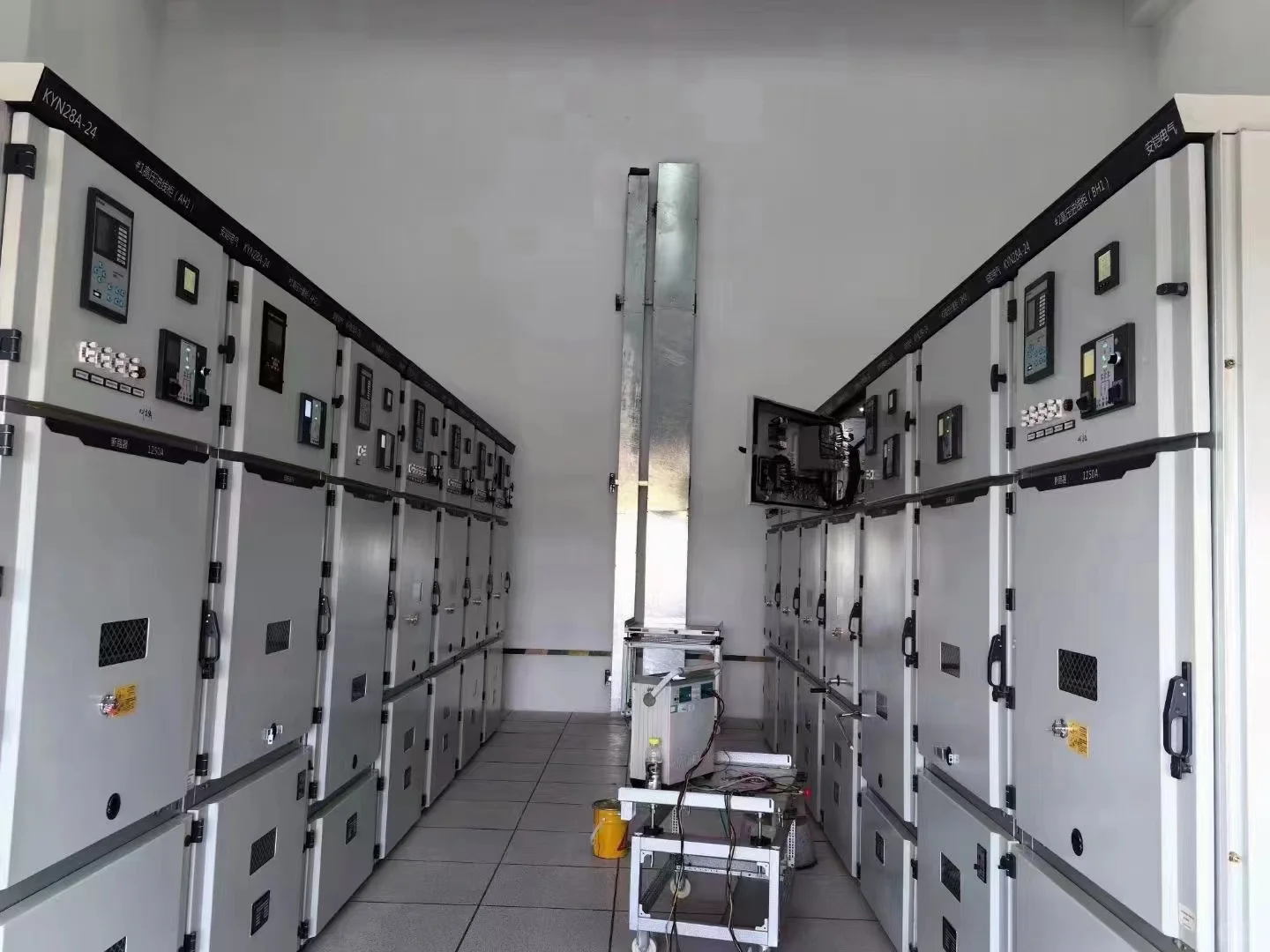 EMS智慧能管理系统和综保等硬件安装现场