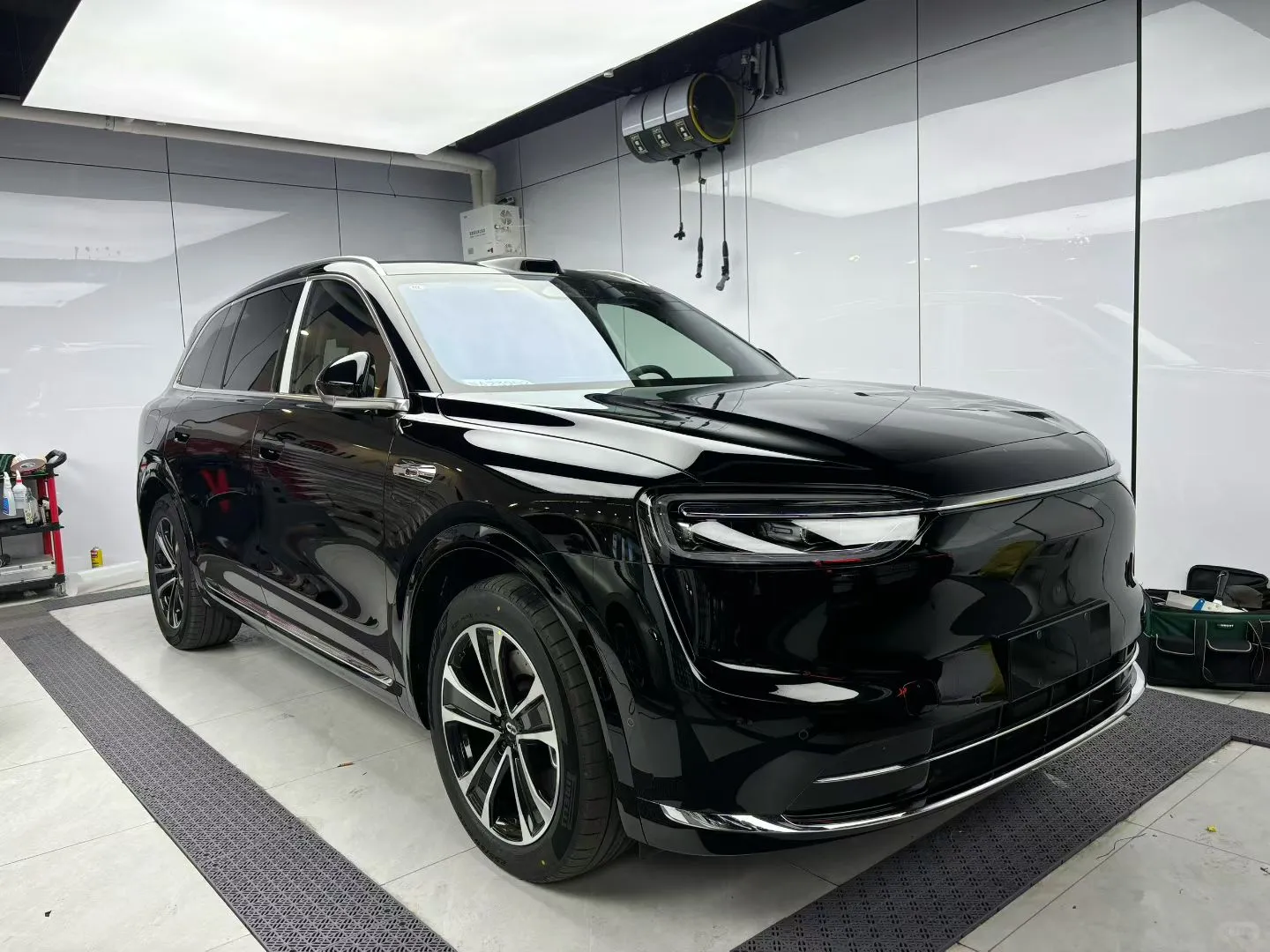 来看看什么叫「教科书式贴膜」✨