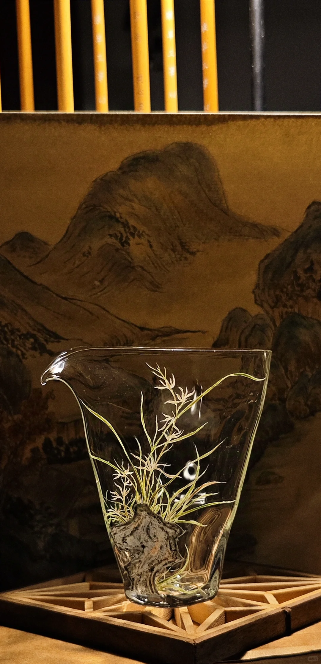 取一景入画，取一画入盏.