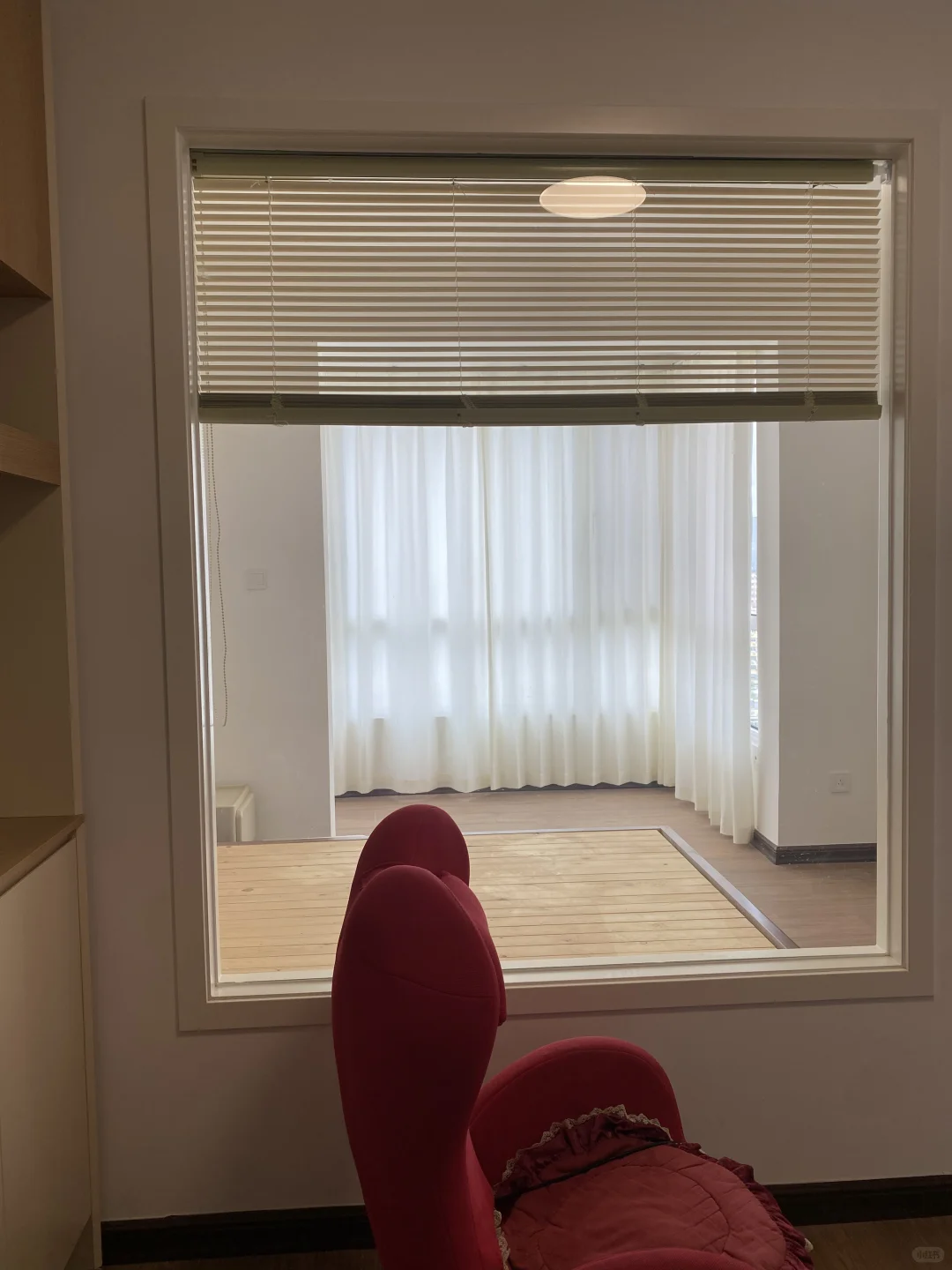 隆重介绍这个PP材质的床头柜（?100）