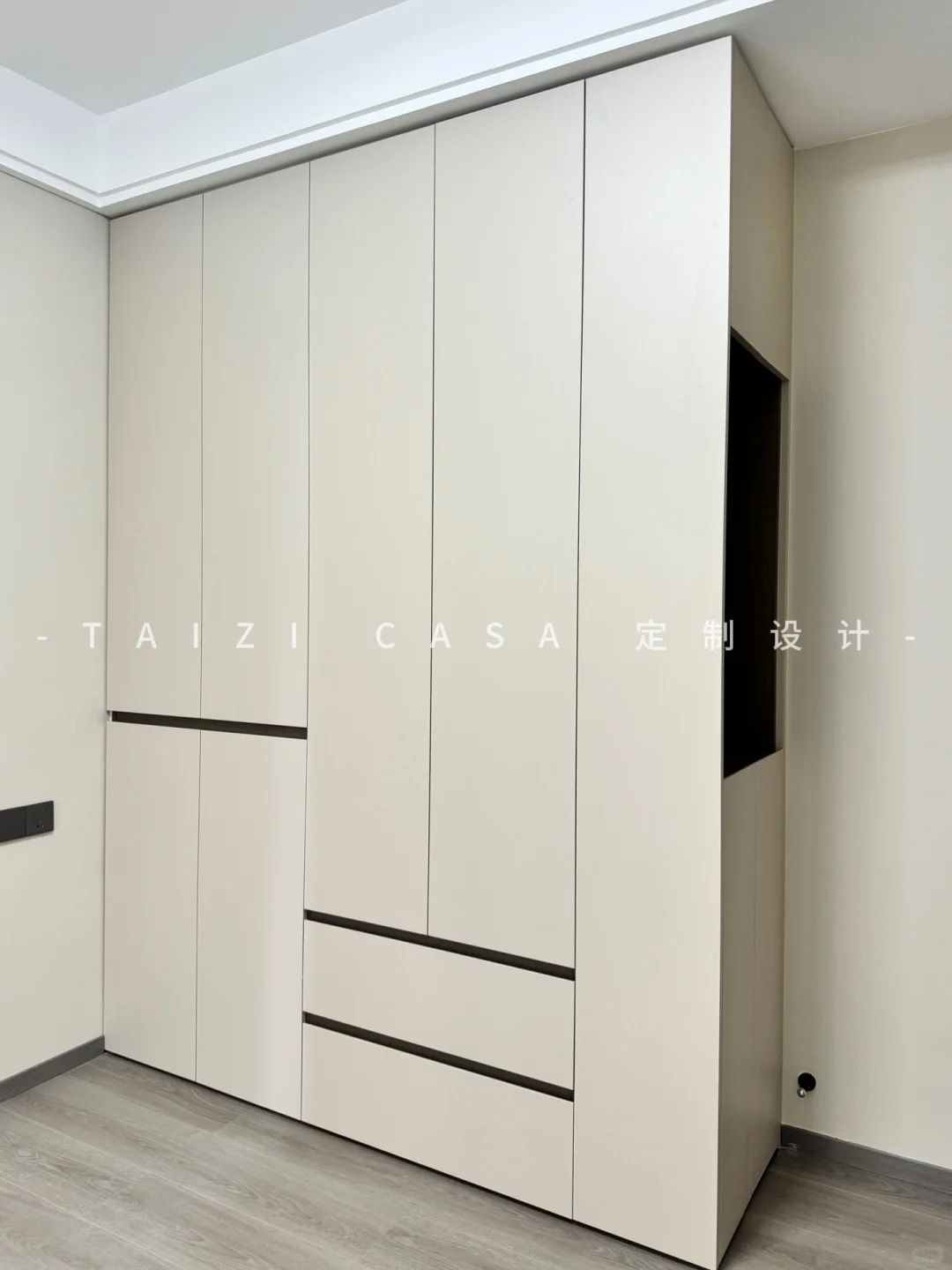 抄作业成功?有没有一样的分段衣柜?