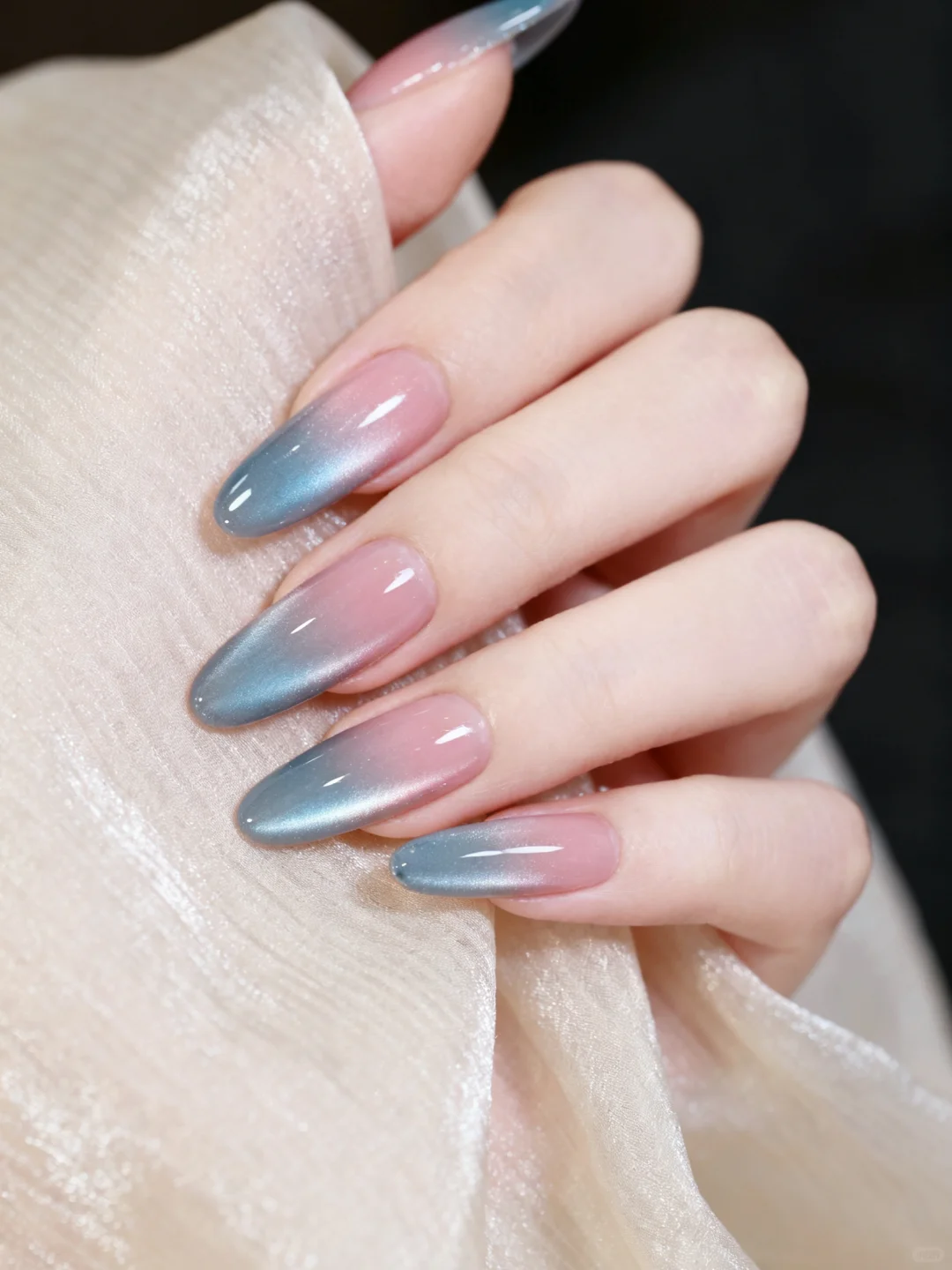 粉蓝渐变玻璃珠猫眼✨