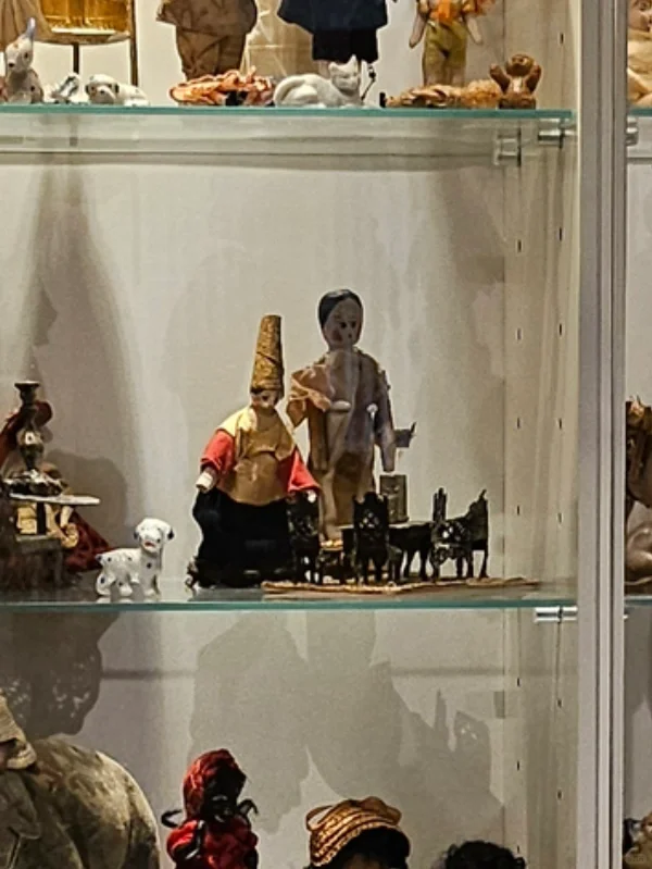 分享荷兰奶奶私藏木头人?