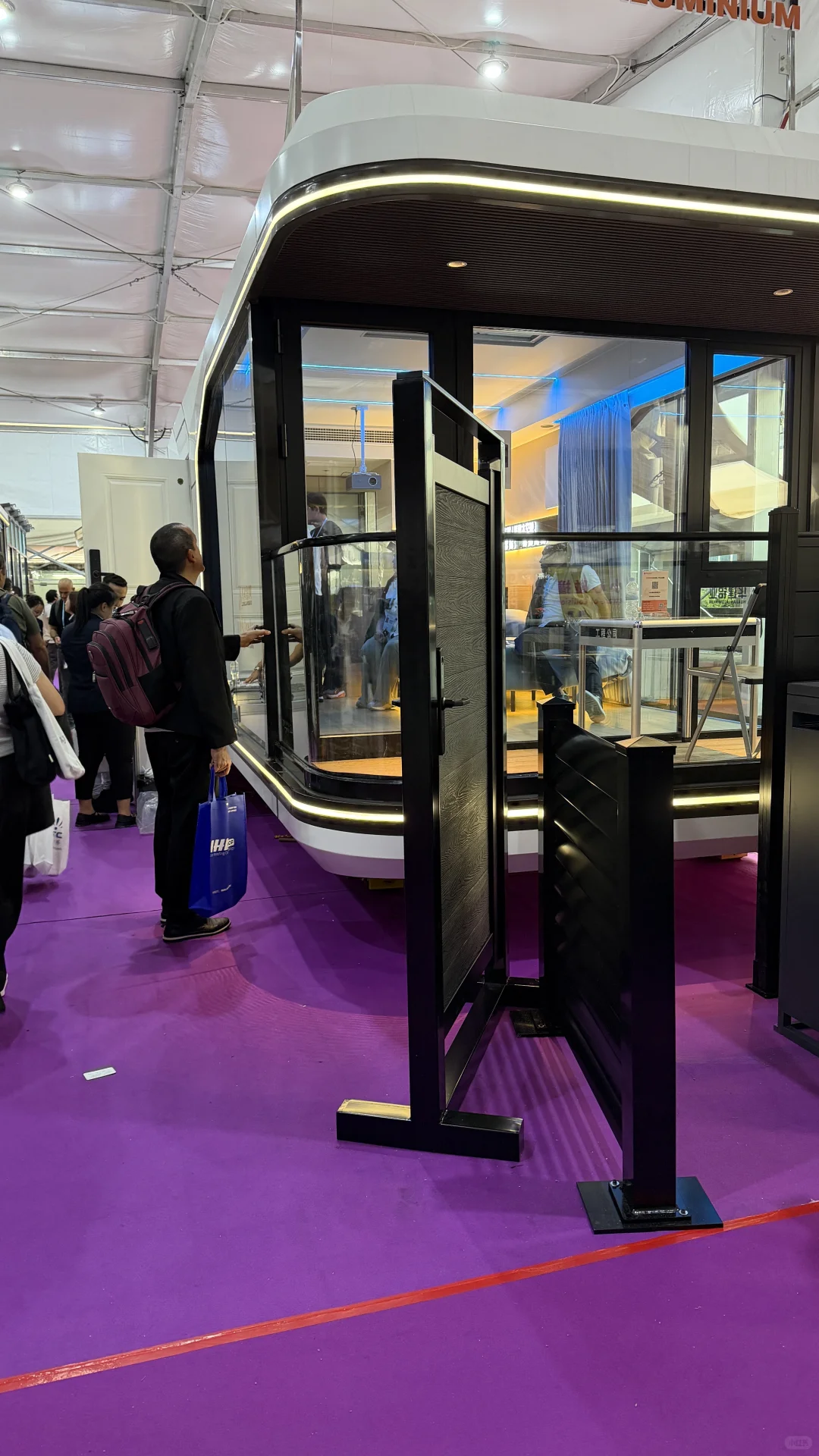 138届广交会 华达门窗出口