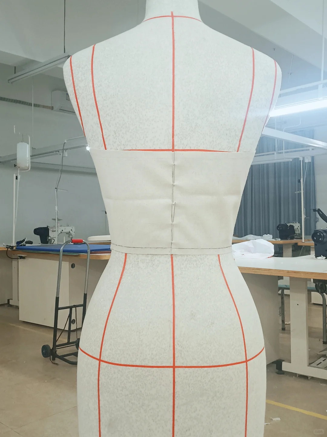 立裁小礼服教程～