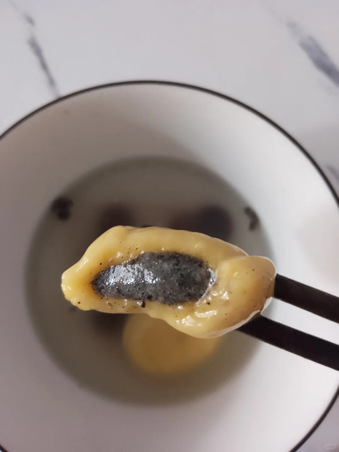 18.9r的汤圆，比超市买的便宜不少 冷冻包装