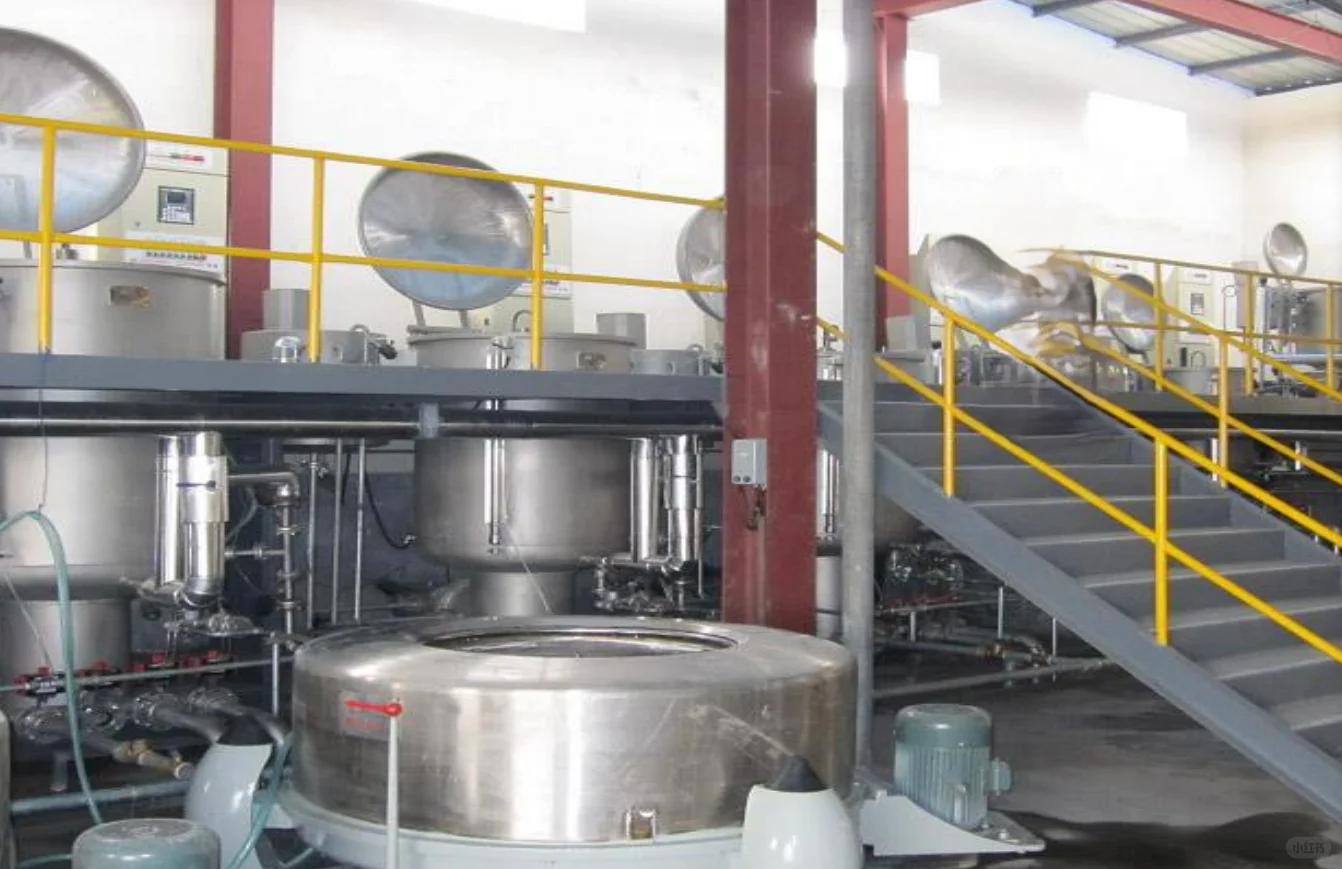 从山羊到羊绒毛纱的过程2-染色/纺纱工艺