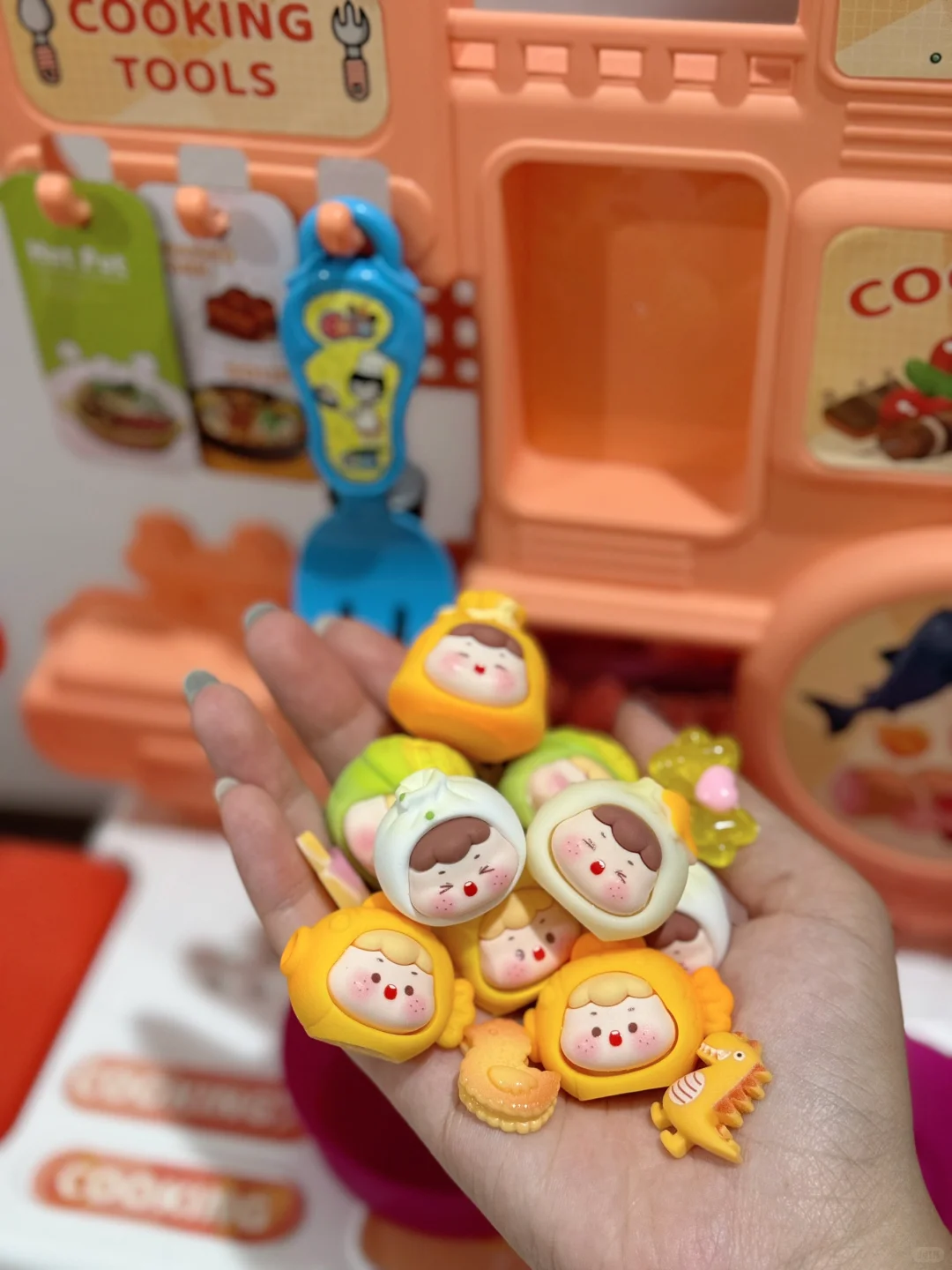 在海底捞发现一个超可爱的玩具！