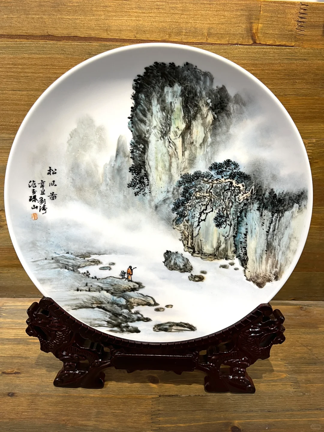 翻出来之前画的几个赏盘景德镇陶瓷摆件